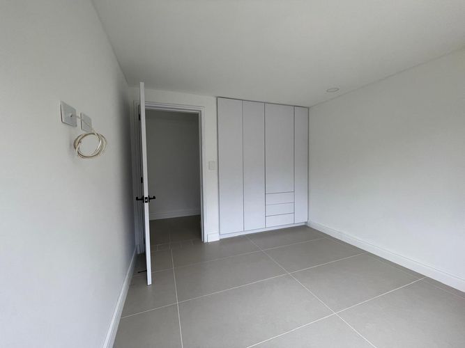 Apartamento de 3 alcobas en venta en La Aguacatala, Medellín, 150 m² · foto 4 de 24