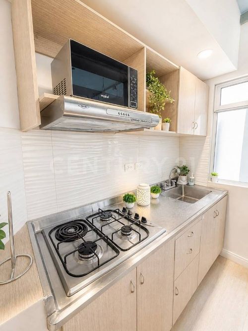 Casa en venta en Laureles, Medellín · foto 4 de 24