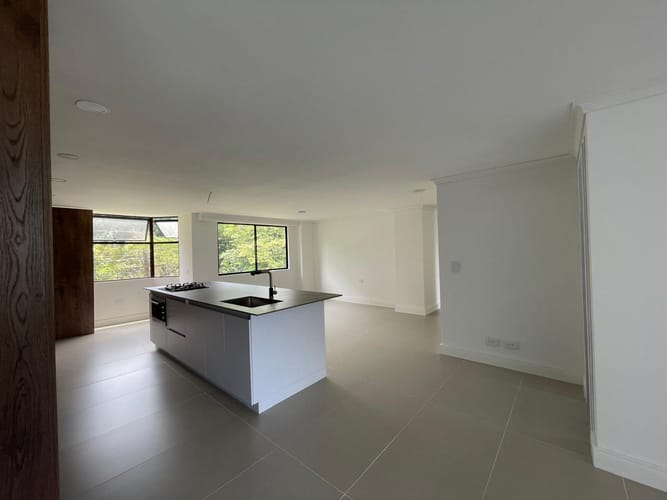 Apartamento de 3 alcobas en venta en La Aguacatala, Medellín, 150 m² · foto 18 de 24