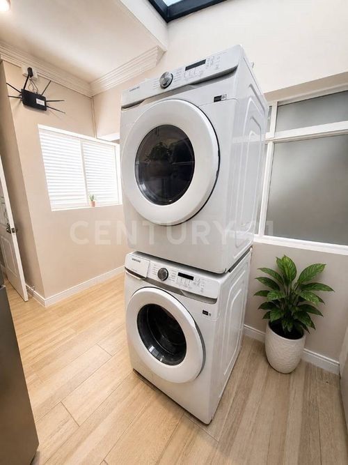 Casa en venta en Laureles, Medellín · foto 23 de 24