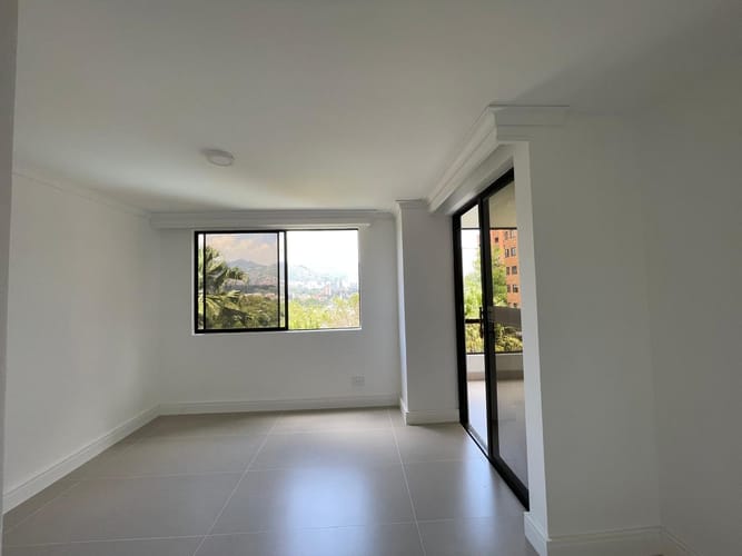 Apartamento de 3 alcobas en venta en La Aguacatala, Medellín, 150 m² · foto 21 de 24