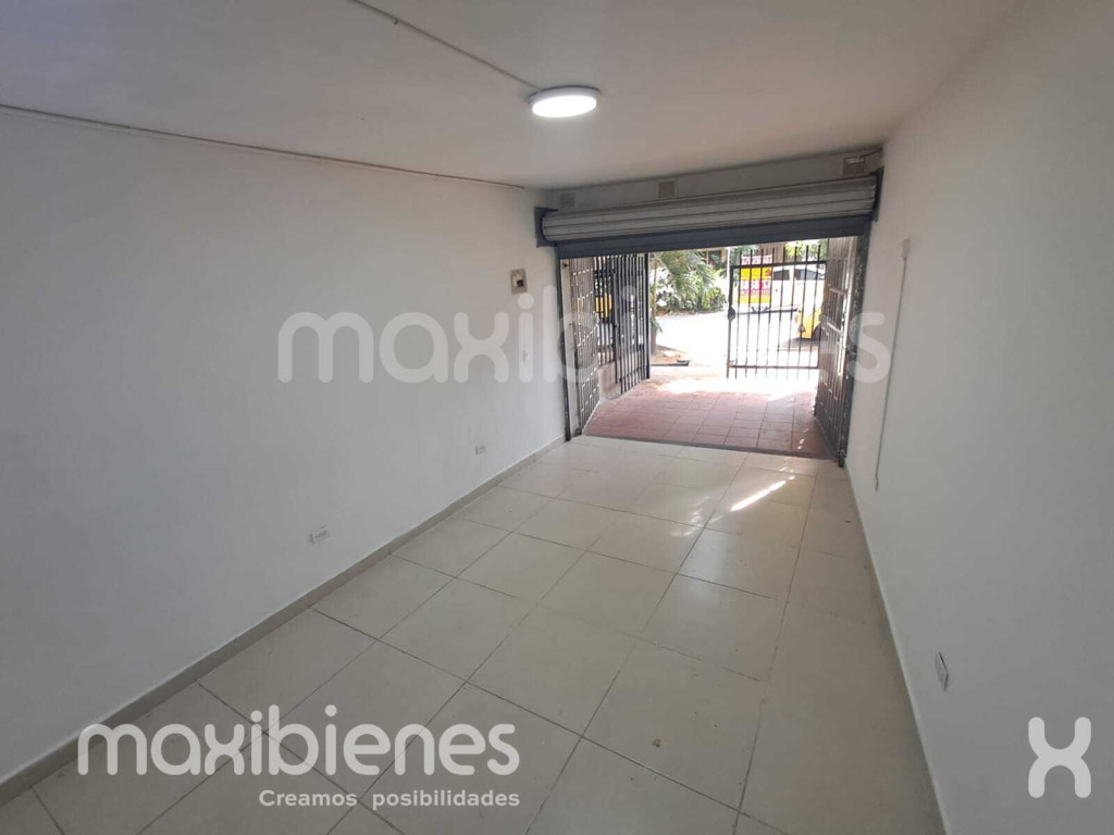 Retail space for rent in Calasanz, Medellín