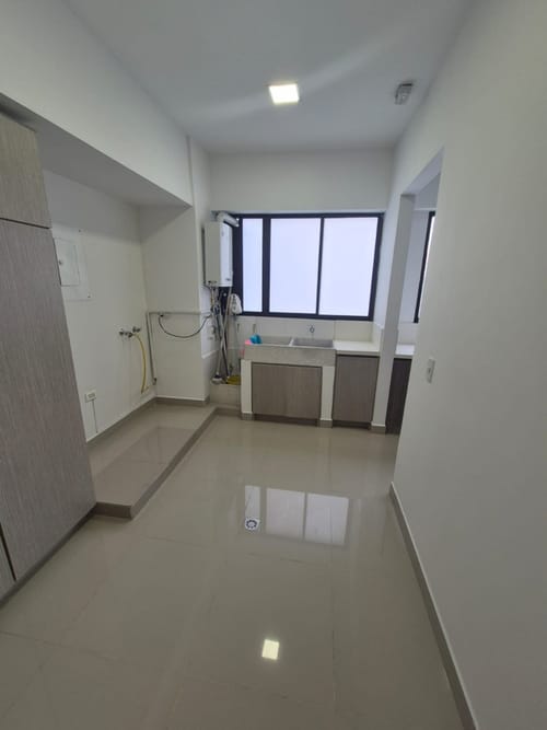 Apartamento de 4 alcobas en arriendo en Alejandría, Medellín, 277 m² · foto 17 de 24
