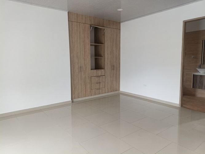 Casa de 10 alcobas en arriendo en La Morada, Jamundí, 350 m² · foto 12 de 24