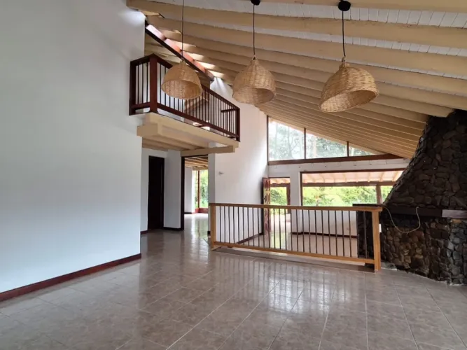Finca en arriendo en Los Salados, El Retiro, 250 m² · foto 8 de 17