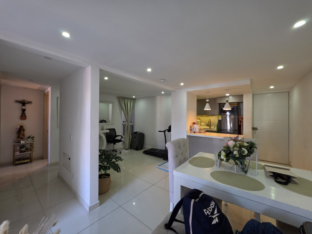 Apartamento en venta en Valle Del Lili, Cali · foto 8 de 15