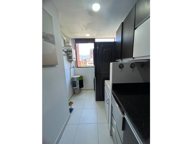 Apartamento de 3 alcobas en arriendo en El Poblado, Medellín, 110 m² · foto 23 de 24
