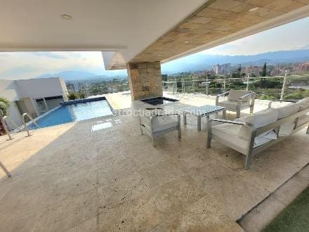 Apartamento de 4 alcobas en venta en Ciudad Jardin, Cali, 150 m² · foto 19 de 20