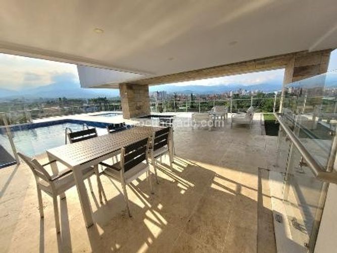 Apartamento de 4 alcobas en venta en Ciudad Jardin, Cali, 150 m² · foto 6 de 20