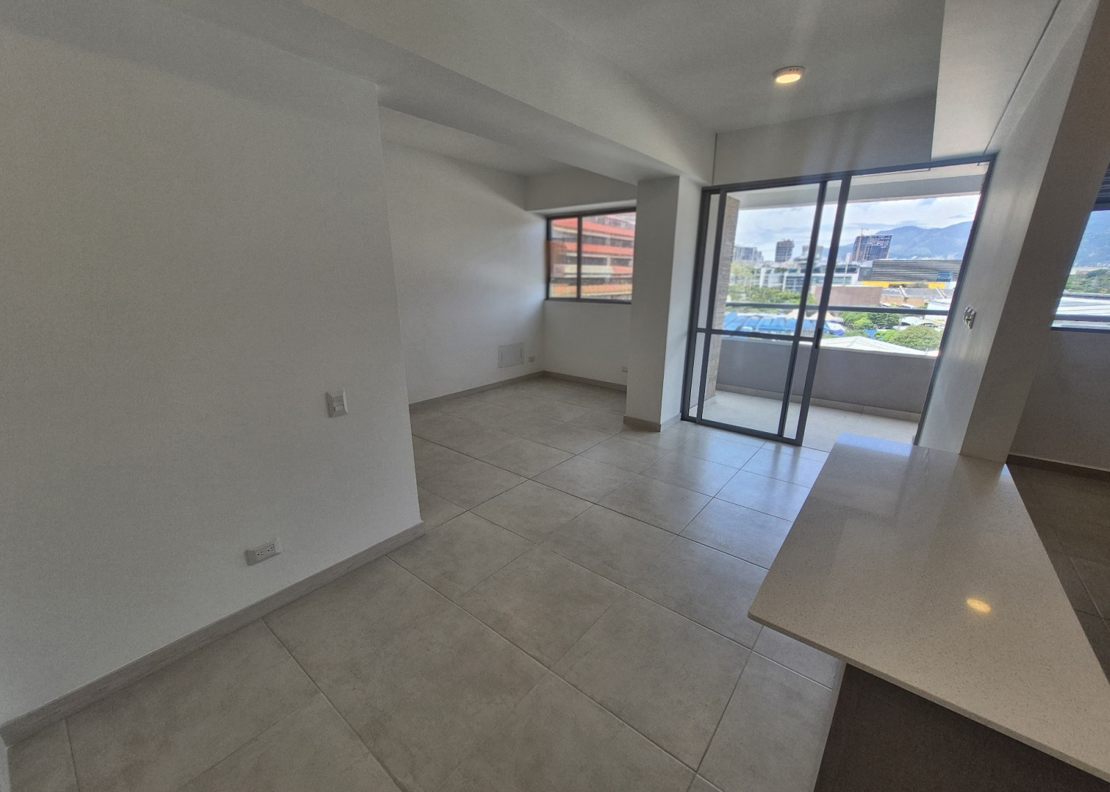 Apartamento en arriendo en El Portal, Envigado · foto 7 de 14