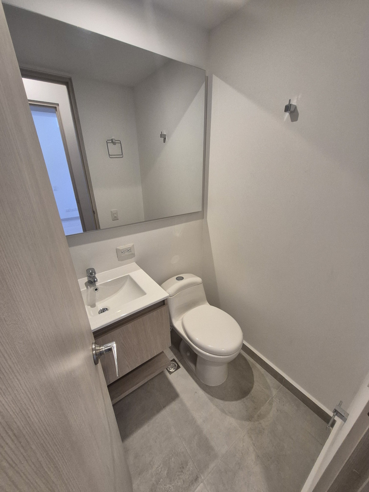 Apartamento en arriendo en El Portal, Envigado · foto 10 de 14