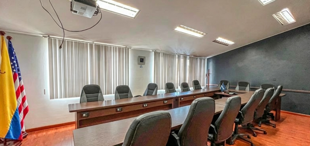 Casa de 7 alcobas en venta en Las Lomas No.1, Medellín, 420 m² · foto 4 de 8