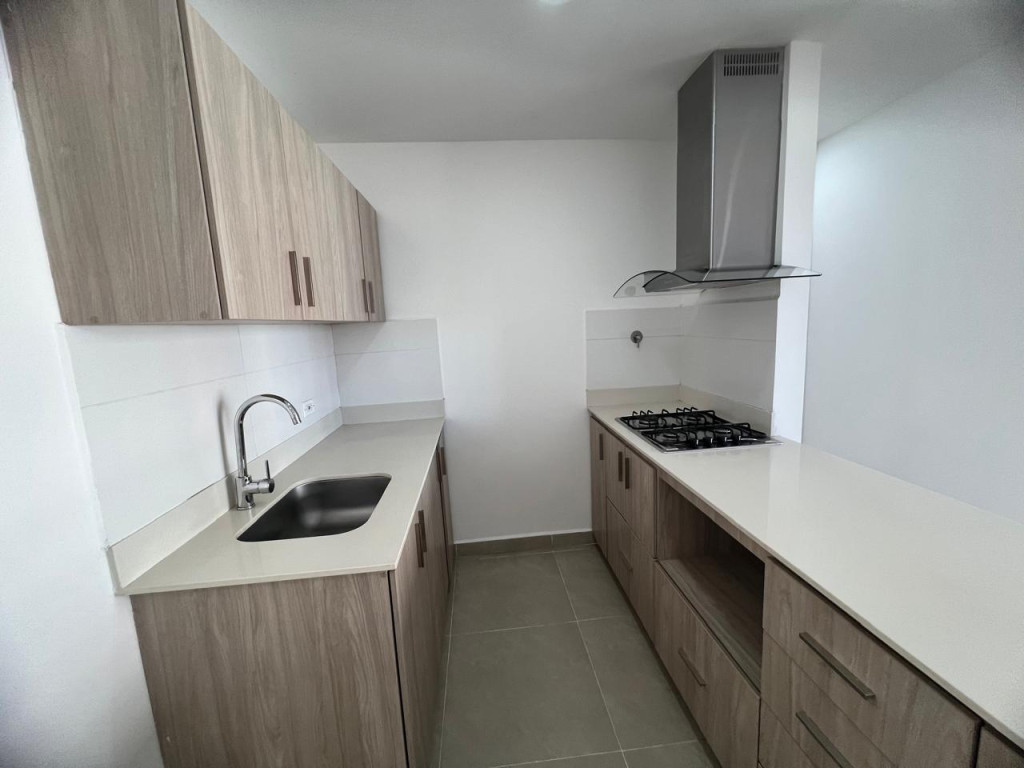 Apartamento en arriendo en Los Colegios, Rionegro · foto 2 de 13