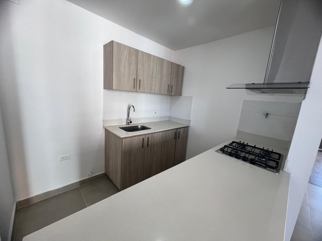 Apartamento en arriendo en Los Colegios, Rionegro · foto 3 de 13