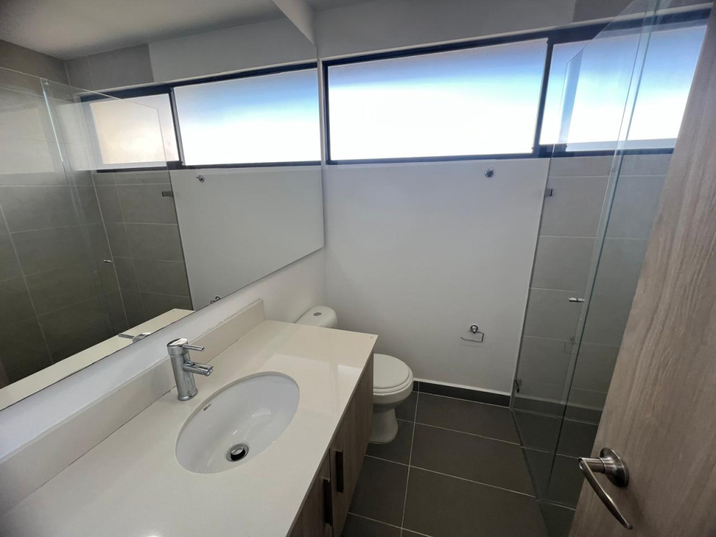 Apartamento en arriendo en Los Colegios, Rionegro · foto 10 de 13
