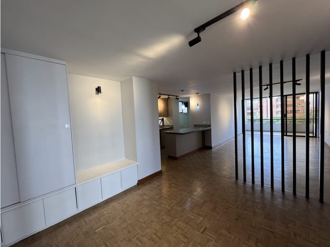Apartamento de 3 alcobas en venta en Patio Bonito, Medellín, 131 m² · foto 3 de 17