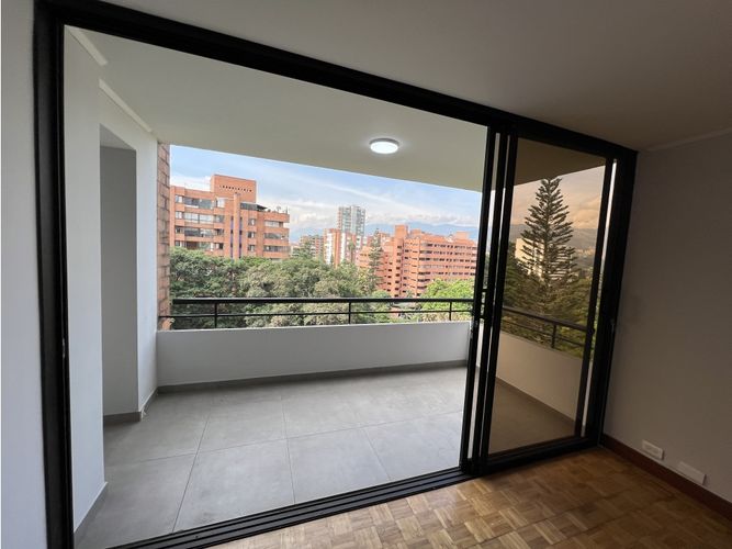 Apartamento de 3 alcobas en venta en Patio Bonito, Medellín, 131 m² · foto 7 de 17