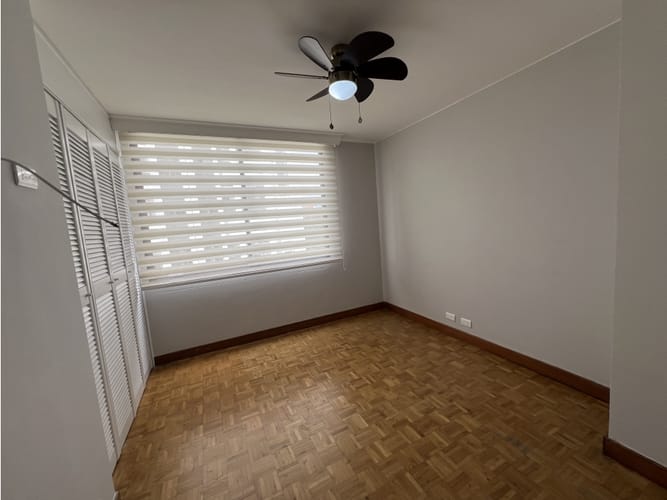 Apartamento de 3 alcobas en venta en Patio Bonito, Medellín, 131 m² · foto 14 de 17