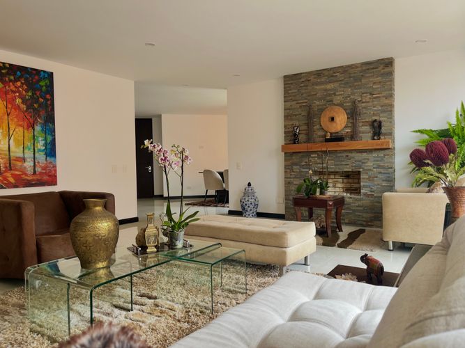 Apartamento de 3 alcobas en venta en Nueva Colina, Bogotá, 171 m² · foto 2 de 19