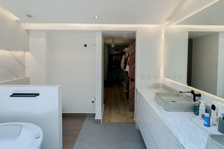 Apartamento de 5 alcobas en arriendo en Santa Paula, Bogotá, 285 m² · foto 24 de 24