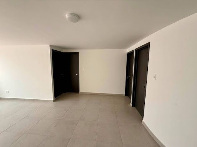 Apartamento de 3 alcobas en venta en El Recuerdo, Bogotá, 71 m² · foto 3 de 14