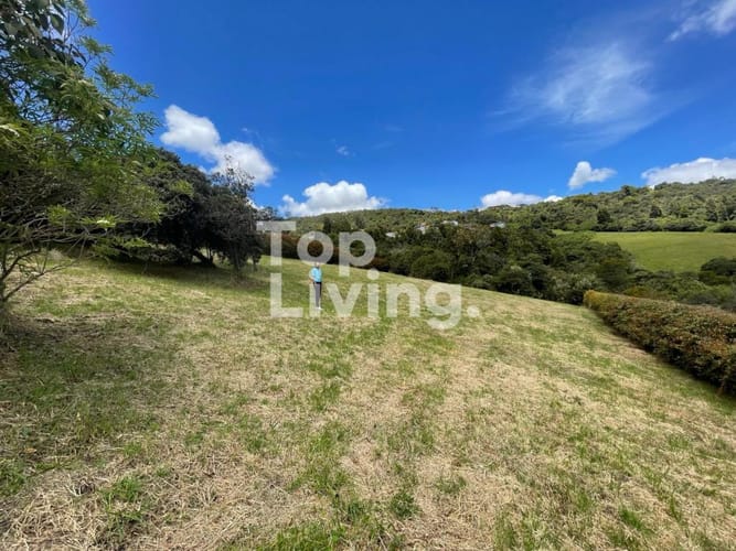Lote en venta en Santa Rita, Chía, 3000 m² · foto 2 de 3