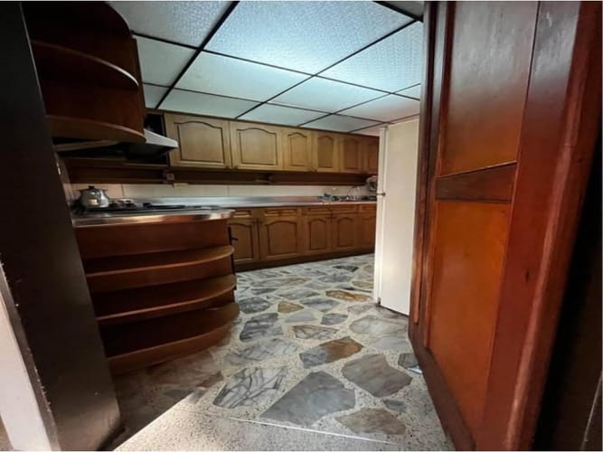 Apartamento de 5 alcobas en venta en Conquistadores, Medellín, 144 m² · foto 13 de 20