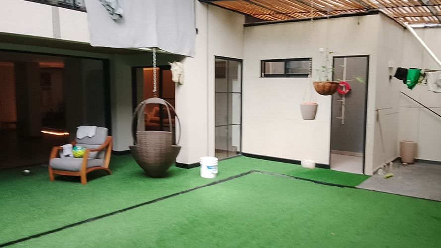 Casa de 4 alcobas en venta en Los Naranjos, Medellín, 370 m² · foto 8 de 8