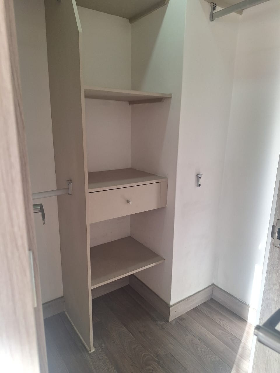 Apartamento en venta en Los Colores, Medellín · foto 9 de 12