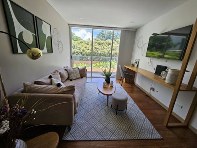 Apartamento de 2 alcobas en arriendo en Loma Del Campestre, Medellín, 71 m² · foto 3 de 21