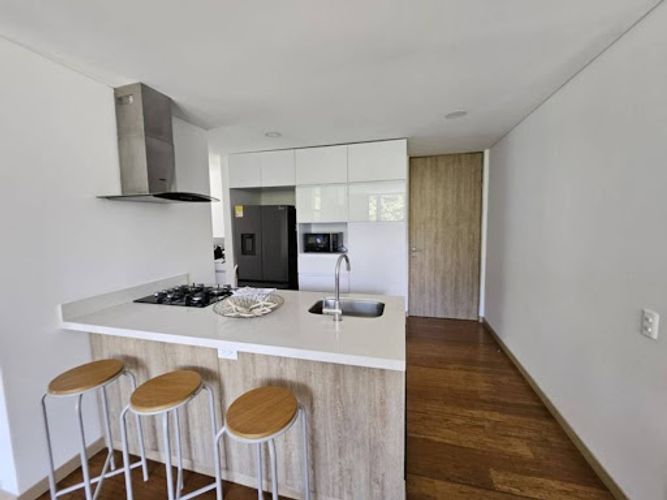 Apartamento de 2 alcobas en arriendo en Loma Del Campestre, Medellín, 71 m² · foto 6 de 21
