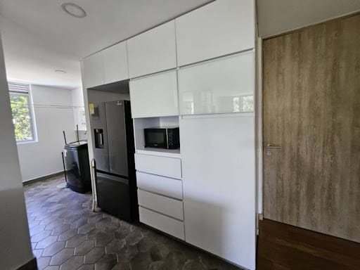 Apartamento de 2 alcobas en arriendo en Loma Del Campestre, Medellín, 71 m² · foto 8 de 21
