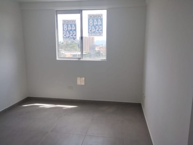 Apartamento de 2 alcobas en venta en Fontibon, Rionegro, 67 m² · foto 3 de 8