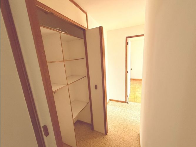 Apartamento en venta en Castropol, Medellín · foto 2 de 24