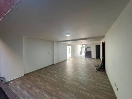 Casa de 6 alcobas en venta en Centro Narino, Bogotá, 675 m² · foto 4 de 24