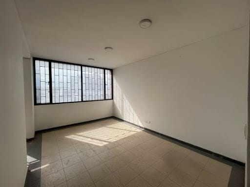 Casa de 6 alcobas en venta en Centro Narino, Bogotá, 675 m² · foto 5 de 24