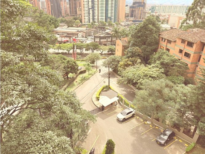 Apartamento en venta en Castropol, Medellín · foto 11 de 24