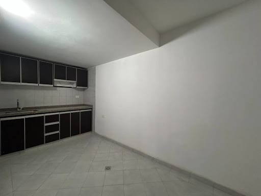 Casa de 6 alcobas en venta en Centro Narino, Bogotá, 675 m² · foto 12 de 24