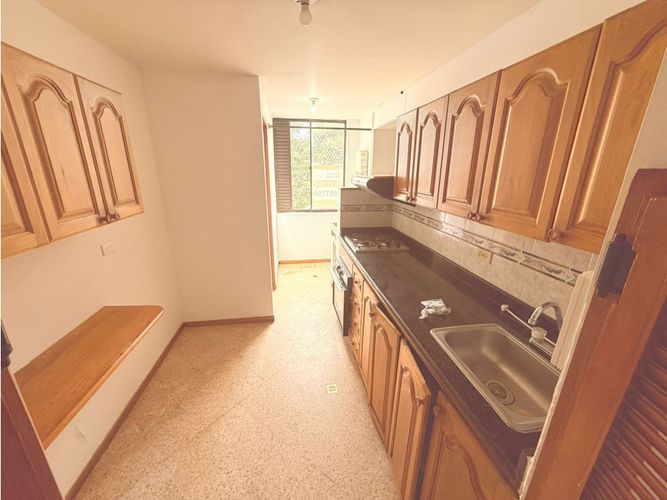 Apartamento en venta en Castropol, Medellín · foto 13 de 24