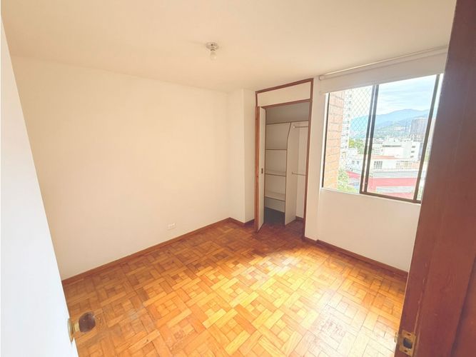 Apartamento en venta en Castropol, Medellín · foto 14 de 24