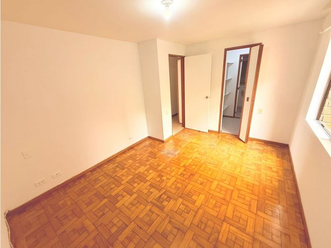 Apartamento en venta en Castropol, Medellín · foto 15 de 24