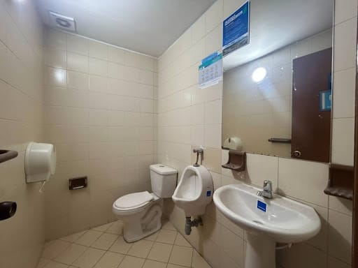 Casa de 6 alcobas en venta en Centro Narino, Bogotá, 675 m² · foto 15 de 24