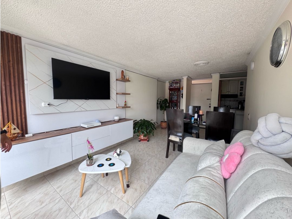 Apartamento en venta en Villa Magdala, Bogotá · foto 2 de 15