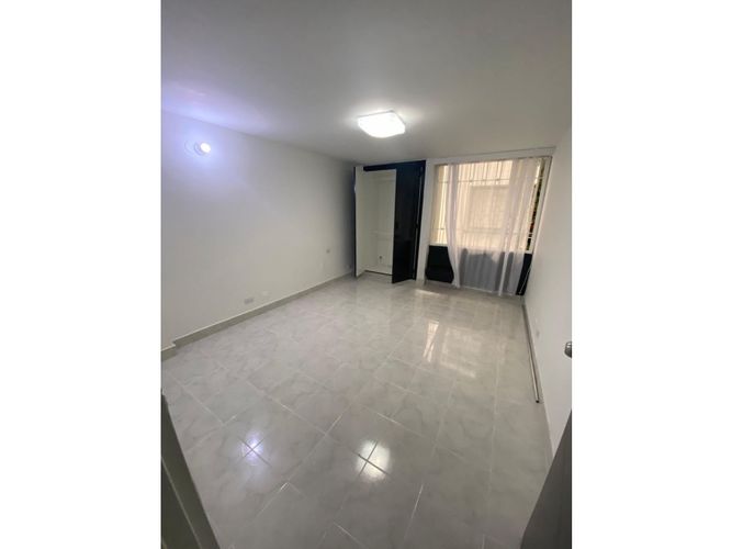 Apartamento de 1 alcoba en venta en Quinta Camacho, Bogotá, 45 m² · foto 9 de 12