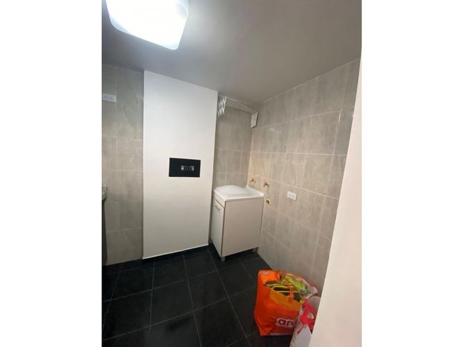 Apartamento de 1 alcoba en venta en Quinta Camacho, Bogotá, 45 m² · foto 11 de 12