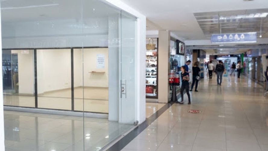 Local en arriendo en U. Dep. A. Galindo Plaza Toros, Cali, 60 m² · foto 3 de 5