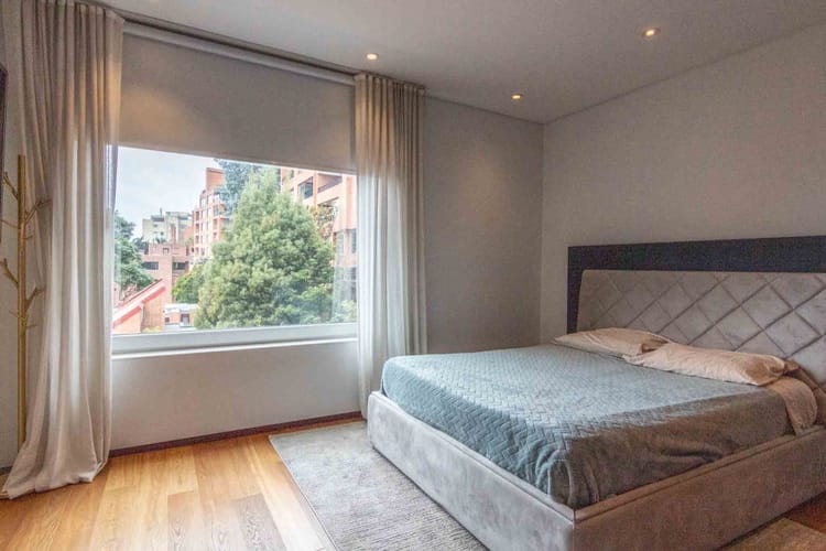 Apartamento de 3 alcobas en venta en Los Rosales, Bogotá, 354 m² · foto 19 de 24