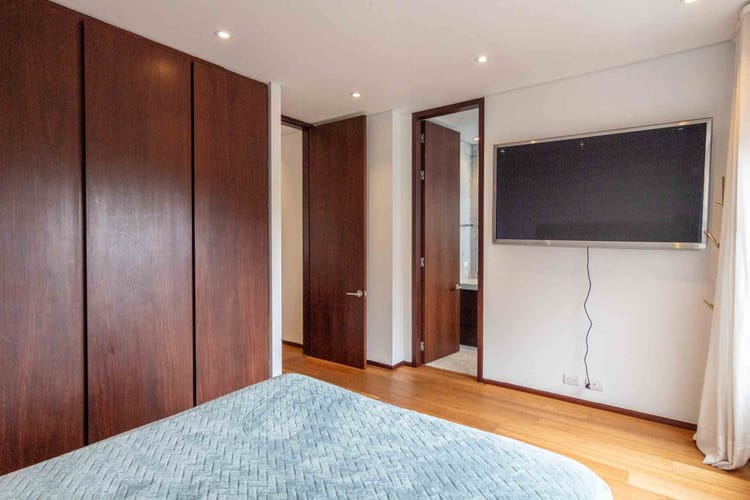 Apartamento de 3 alcobas en venta en Los Rosales, Bogotá, 354 m² · foto 21 de 24