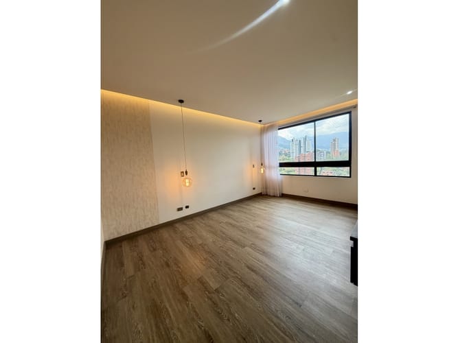 Apartamento de 3 alcobas en arriendo en Los Balsos, Medellín, 138 m² · foto 19 de 24