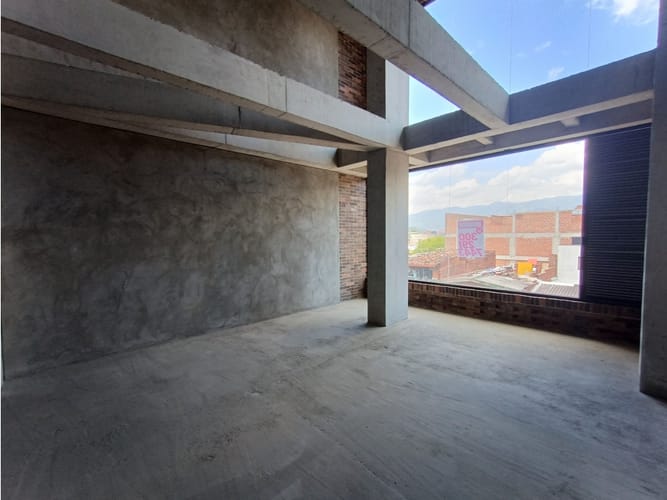 Local en arriendo en San Isidro, Medellín, 95 m² · foto 4 de 8